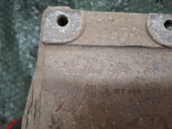 SUPORT / TAMPON MOTOR OPEL CORSA C OEM: 008067616.