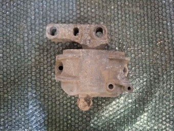 SUPORT / TAMPON MOTOR SKODA OCTAVIA II OEM: 1K0199262AT.