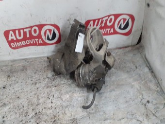 SUPORT / TAMPON MOTOR VOLKSWAGEN PASSAT B5.5 OEM: 8D0199382AE.