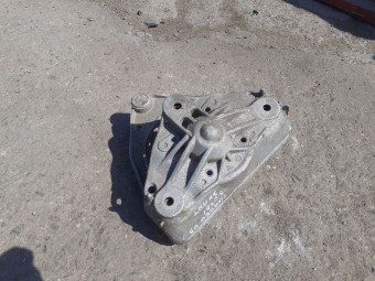 SUPORT / TAMPON MOTOR VOLKSWAGEN TOUAREG OEM: 7L0407047A.