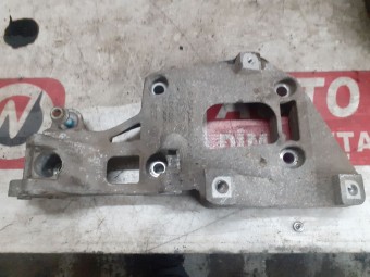 SUPORT ACCESORII MOTOR SKODA OCTAVIA II OEM: 06F903143F.