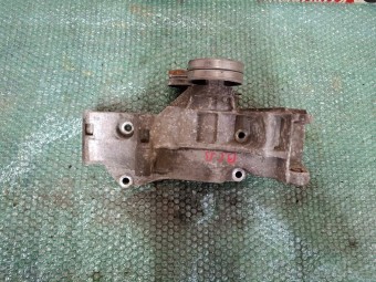 SUPORT ACCESORII MOTOR VOLKSWAGEN GOLF IV OEM: 032145169Q.