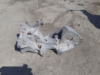 SUPORT ALTERNATOR AUDI A4 OEM: 03L903139H.