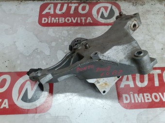 SUPORT ALTERNATOR FIAT PUNTO OEM: 46820385.