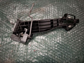 SUPORT MANER EXTERIOR DREAPTA SPATE MAZDA 3 