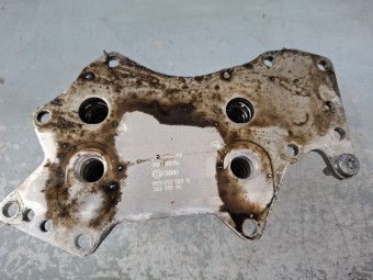 TERMOFLOT (RADIATOR ULEI) AUDI A4 B8 OEM: 059117021K.