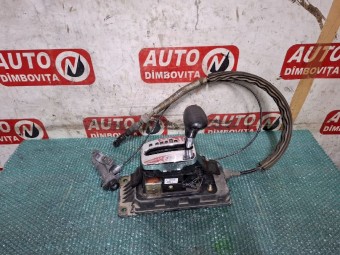 TIMONERIE CUTIE AUTOMATA VOLKSWAGEN GOLF IV OEM: 1J0713023.