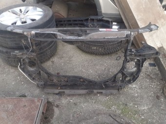 TRAGER AUDI A4 