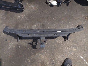 TRAGER RENAULT ESPACE IV OEM: 8200121846.