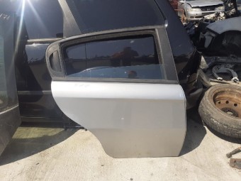 USA DREAPTA SPATE ALFA ROMEO 147 