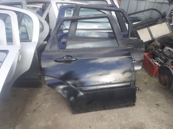 USA DREAPTA SPATE FORD FOCUS 