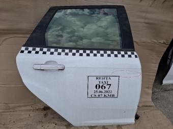 USA DREAPTA SPATE FORD FOCUS III 