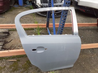 USA DREAPTA SPATE OPEL CORSA D 