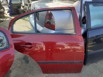 USA DREAPTA SPATE SKODA OCTAVIA 