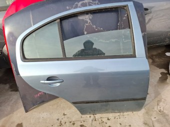 USA DREAPTA SPATE SKODA OCTAVIA 