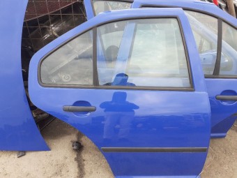 USA DREAPTA SPATE VOLKSWAGEN BORA 