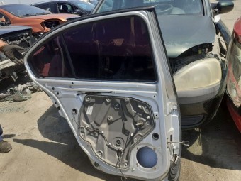 USA STANGA SPATE SKODA OCTAVIA II 