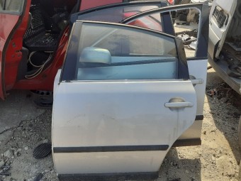 USA STANGA SPATE VOLKSWAGEN PASSAT B5 