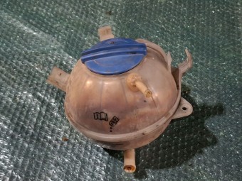 VAS EXPANSIUNE VOLKSWAGEN CADDY III OEM: 1K0121407A.