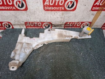 VAS LICHID SPALATOR PARBRIZ FORD FOCUS OEM: XS41-17618-CH.