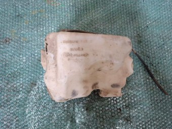 VAS LICHID SPALATOR PARBRIZ RENAULT MEGANE II OEM: 8200104706.