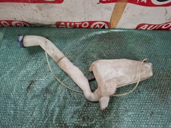 VAS LICHID SPALATOR PARBRIZ VOLKSWAGEN POLO 9N OEM: 6Q0955453N.