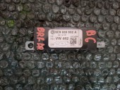 AMPLIFICATOR ANTENA VOLKSWAGEN PASSAT B6 OEM: 3C0035552A.