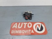 BROASCA (INCUIETOARE) HAION/PORTBAGAJ RENAULT CLIO III OEM: 8200948107.