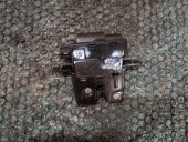 BROASCA (INCUIETOARE) HAION/PORTBAGAJ RENAULT LAGUNA III OEM: 8200747429B.