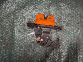 BROASCA (INCUIETOARE) HAION/PORTBAGAJ SKODA OCTAVIA OEM: 1U6827501G.