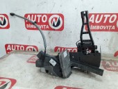 BROASCA (INCUIETOARE) USA DREAPTA FATA FORD FOCUS III OEM: BM5A-A21812-BH.