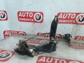 BROASCA (INCUIETOARE) USA DREAPTA FATA FORD FOCUS OEM: XS41 A21812 DE
.