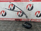 BROASCA (INCUIETOARE) USA DREAPTA FATA HYUNDAI SANTA FE II OEM: 81320 2B030.