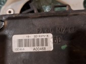 BROASCA (INCUIETOARE) USA DREAPTA FATA VOLKSWAGEN CADDY III OEM: 3D1837016.