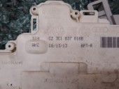 BROASCA (INCUIETOARE) USA DREAPTA FATA VOLKSWAGEN PASSAT B7 OEM: 3C1837016B.