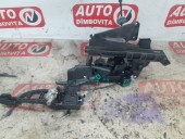 BROASCA (INCUIETOARE) USA DREAPTA SPATE FORD KUGA OEM: 8V4A-S26412-GA.