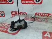 BROASCA (INCUIETOARE) USA DREAPTA SPATE RENAULT CLIO III OEM: 300125E.