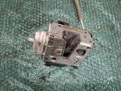 BROASCA (INCUIETOARE) USA STANGA FATA AUDI A4 B5 OEM: 8D1837015A.