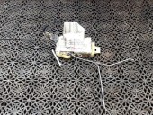 BROASCA (INCUIETOARE) USA STANGA FATA FORD FOCUS OEM: XS41-A21813-CF.