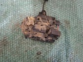 BROASCA (INCUIETOARE) USA STANGA FATA VOLKSWAGEN GOLF IV 