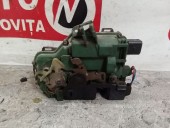 BROASCA (INCUIETOARE) USA STANGA SPATE VOLKSWAGEN PASSAT B5 OEM: 3B4839015M.