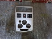 BUTON AVARIE DACIA LOGAN I OEM: 8200382717.