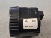 BUTON SELECTOR TRACTIUNE DACIA DUSTER OEM: 8200796642.