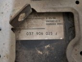 CALCULATOR MOTOR (ECU) VOLKSWAGEN GOLF III OEM: 037906025 J.