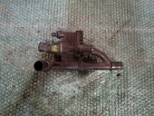 CARCASA (CORP) TERMOSTAT FORD FOCUS III OEM: 9670253780.
