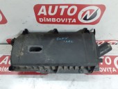 CARCASA FILTRU AER VOLKSWAGEN GOLF IV OEM: 036129611AM.