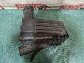 CARCASA FILTRU AER VOLKSWAGEN GOLF VI OEM: 3C0129607BD.
