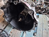 CUTIE VITEZE MANUALA 5 TREPTE AUDI A4 B6 OEM: FEC.
