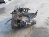 CUTIE VITEZE MANUALA 5 TREPTE DACIA LOGAN I OEM: JH3 053.