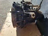 CUTIE VITEZE MANUALA 5 TREPTE DACIA SOLENZA OEM: JH3 051.
